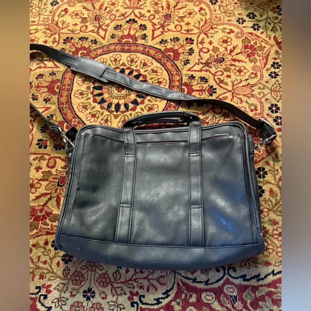 Stylish Black Leather Men's Bag